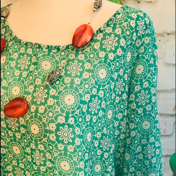 Moon Collection Blouse - Picture 3 of 11